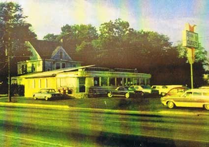 Vintage photograph of Dutch's Diner at the same Horsham location in the 1960s